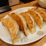 Gyouza Haichiryuu - びっくり餃子　600円