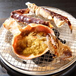 麺酒屋からから - 焼きガニと甲羅焼