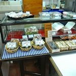 お菓子所 六十一万石 - 和菓子とクッキーの棚