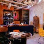 pub&cuisine Salooon!!