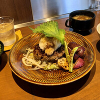 グリル ア ターブル - ハンバーグがゴイスー