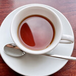 ザ・バージェイダブリューハート - 最初の1杯は「芦屋 Uf-fu」さんの
      ティーセレクションより｢ウバ｣をチョイス。
      スッキリとした風味❁﻿