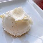 ザ・バージェイダブリューハート - ココナッツのムース