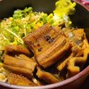 Shimameshi Enishi - 穴子のひつまぶしには白ご飯の上に当然、穴子が載っていますが半分だけでもう半分には錦糸玉子、海苔、刻み茗荷、かいわれ大根、山葵などが彩り豊かに並べられています