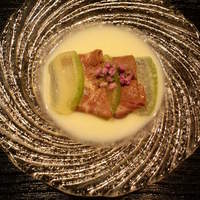 にくの匠 三芳 - 冬瓜とお肉のミルフィーユ風？スープ仕立て♪