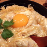 地鶏料理 味千両 - 「究極の親子丼」ゎ江戸風でメス鶏肉にしてみましたぁ
