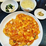 中国小皿酒家 楽山 - 魚介チリ丼