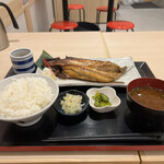 おさかな食堂 マキハラ商店 - 日替わり干物定食