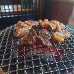 炭火焼肉 ひびの亭 - 