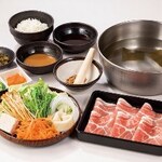 Shabu Shabu Sukiyaki Don Tei - 