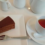 Cafe konditorei wien - ザッハトルテ・和紅茶