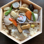 亀戸升本 - すみだ川季節弁当(松茸ご飯)