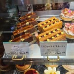 カフェ ミクニズ - ミルフィーユとオペラは横倒し