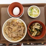 すき家 - 料理写真:牛丼 並盛 400円 , 3点セット 180円