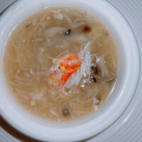 萬珍樓 本店 - 海鮮きのこのスープ