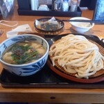 久兵衛屋 - 牛もつつけ汁うどん