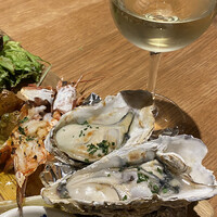Seafood bar Ermitage 横浜鶴屋町店 - 新鮮な牡蛎♪