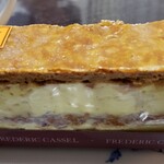 フレデリック カッセル 銀座三越店 - 