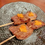 #肉寿司#野菜巻き串#熟成魚 ハッシュタグ - ハラミ牛串
