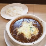 キッチン ミモザ - 牛スジチーズカレー　