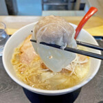 超純水採麺 天国屋 - 金アグー豚のワンタン