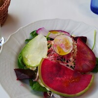 ブラッスリー ポール・ボキューズ 大丸東京 - 前菜のサラダ