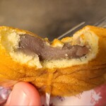 岩村もみじ屋 - ①もみじまんじゅう(濾餡)(税込120円)
            【明治39年開発】
            濾し餡はとても滑らか
            饅頭の生地は粒餡よりも玉子の香りが高い