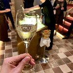 トゥ・ラ・ジョア イズム - 