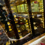 トゥ・ラ・ジョア イズム - 