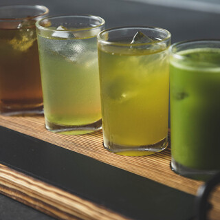 日本のそれぞれの四季にあった茶葉を厳選。日本茶とお酒の融合。