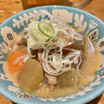 居酒屋桜房 - お通し(もつ煮)@450円