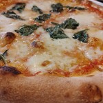 spisa wood oven pizza&gelato - (2022/11 訪問)マルゲリータ。何も付いてないミミも美味しい。