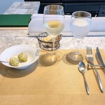 La Brianza - この日のお料理に合わせて選んで下さったワインはトレビアーノ。青りんごみたいな印象ありさわやかな味わいが美味しい