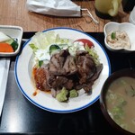 ナカガワ☆スエ食堂 - 鹿肉ステーキ定食1200円(健康診断対策でご飯抜いてもらいました)