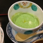 人肌の宿　川金 - グリーンピースのスープ
