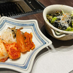 焼肉 きたん - 前菜　♢旬菜キムチ　♢自家製ナムル
            サラダ　♢チョレギサラダ