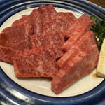 七輪焼肉 楽しいら - 