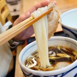 手打ちうどん寺屋  - ごぼう天肉汁つけめん②