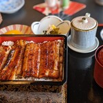 うなぎの 東海亭 - 2段重