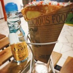 クレープアンドカフェ ヴァーチュ - 2022.11 ミニストロベリークリー厶(￥380)、セットドリンクからフルーラ　マンゴー(￥160)。ミニクレープ制覇達成！