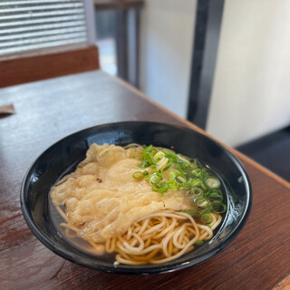 まねきのえきそば_0