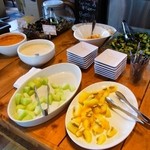 港 - ブッフェのフルーツ