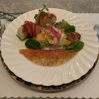 シェ・クサカ_0