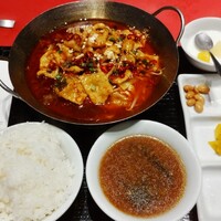 金香楼 - ランチメニューのスライス豚の山椒辛子煮