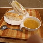 パン樹 久遠 - 野菜スープ、フランスコッペ