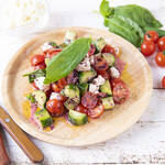 Greek salad with goat cheese