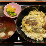 えびらそば - コロッケ丼･お吸物･漬物