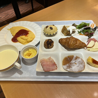 コッコラーレ ブッフェエリア_1