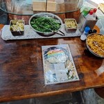 手打ちセルフうどん 海侍 - 生姜、ネギ、天かすコーナー
