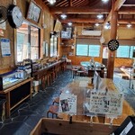 手打ちセルフうどん 海侍 - 店内